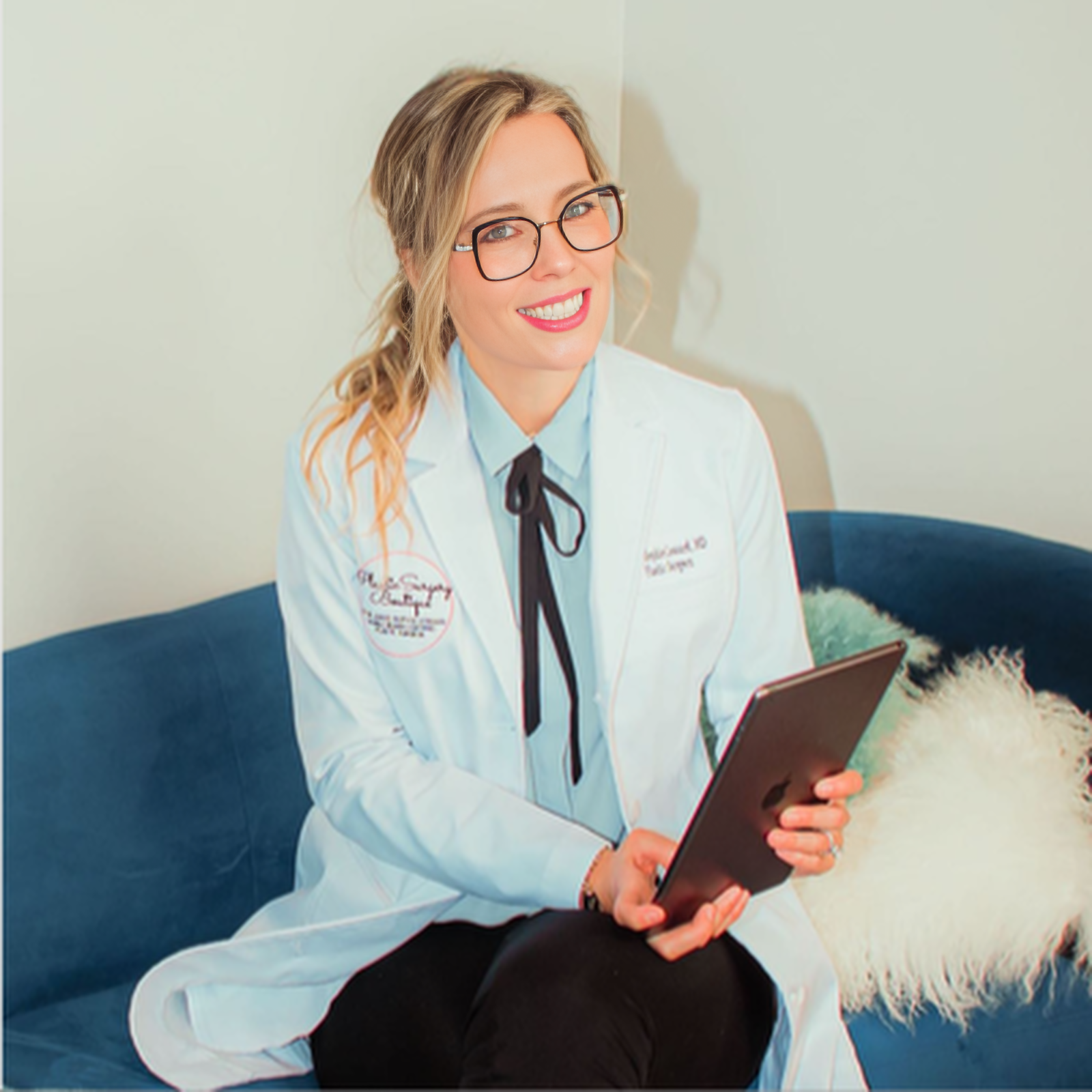 Dr. Anne-Sophie Lessard,