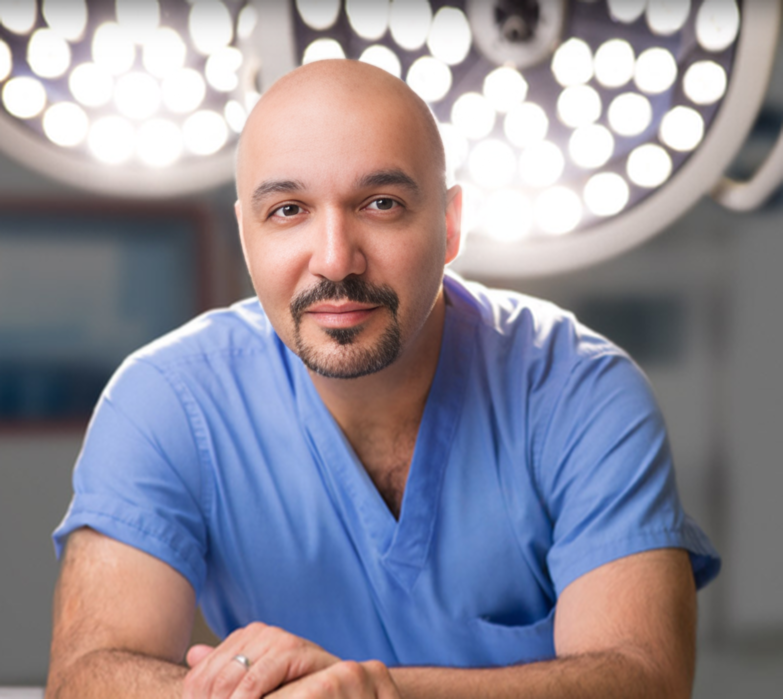 Dr. Babak Farzaneh,