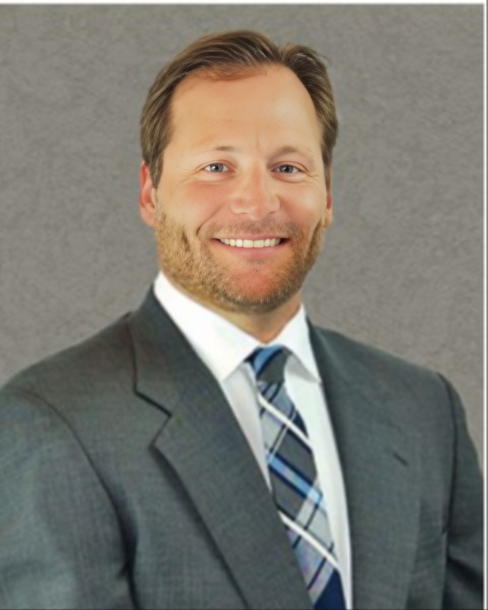 Dr. Brian Farrell, DDS,