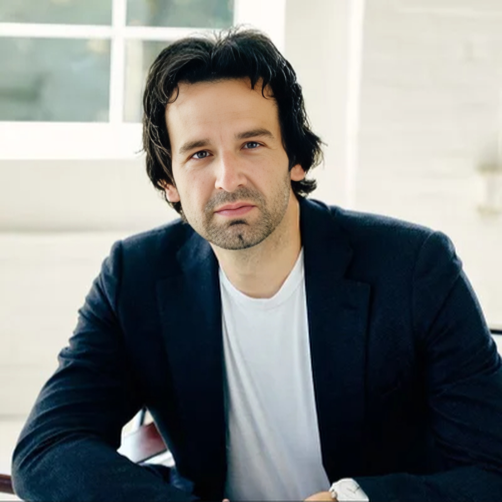 Dr. Christian Subbio,