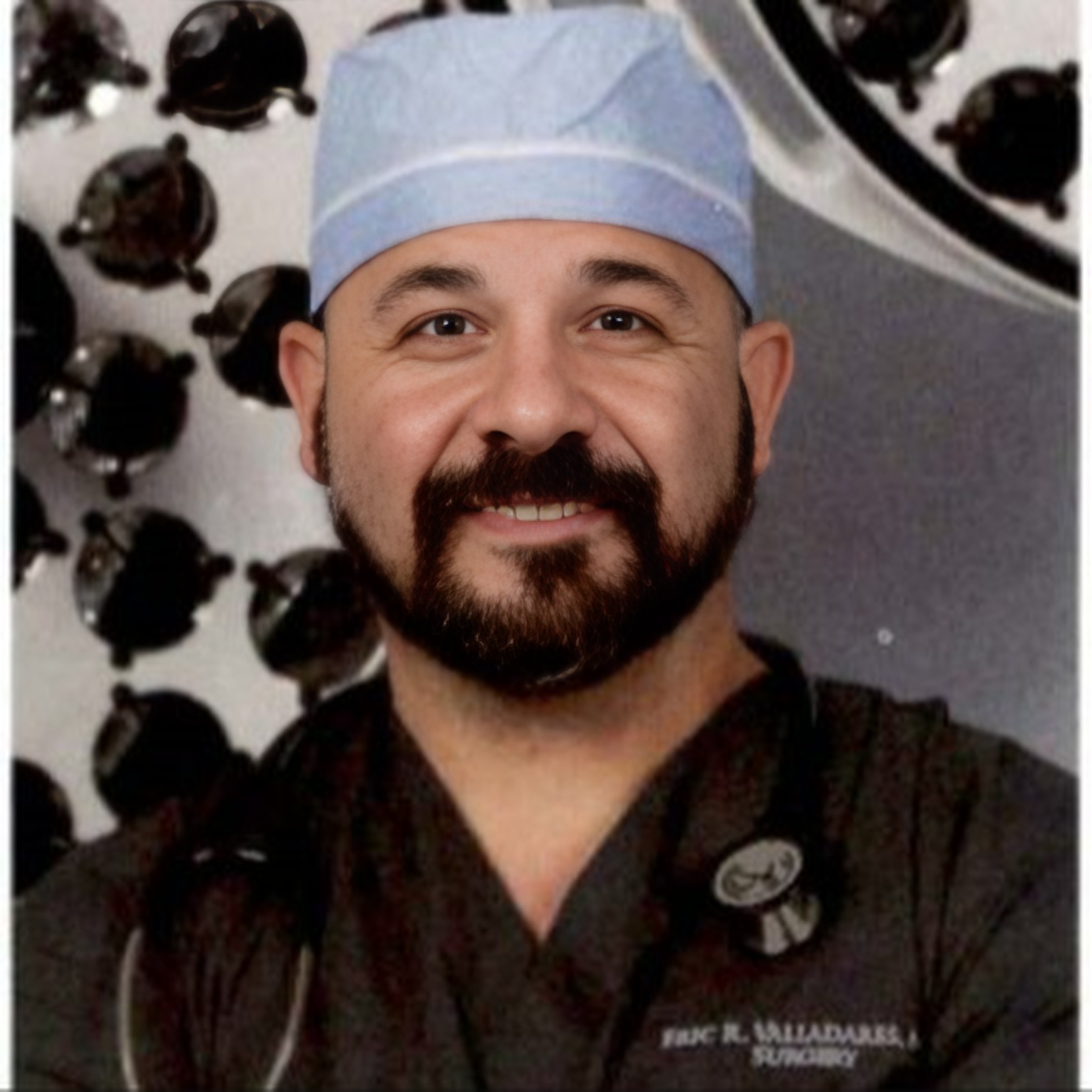 Dr. Eric Valladares,