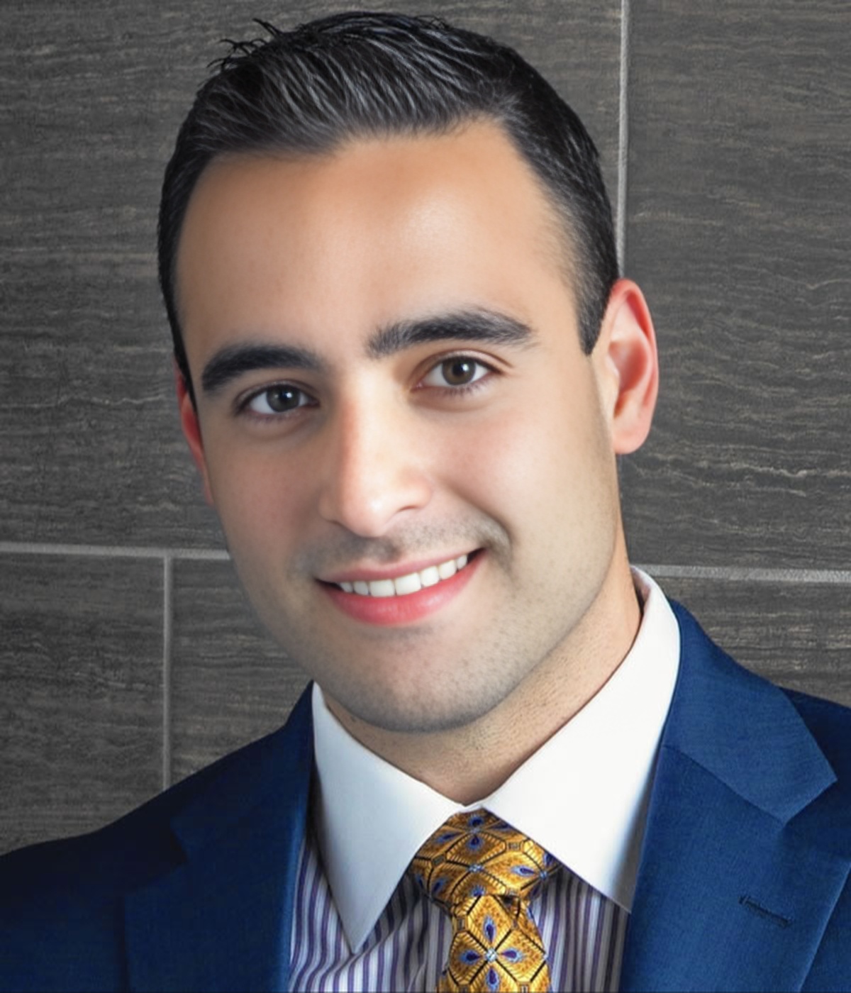 Dr. Gabriel Del Corral,