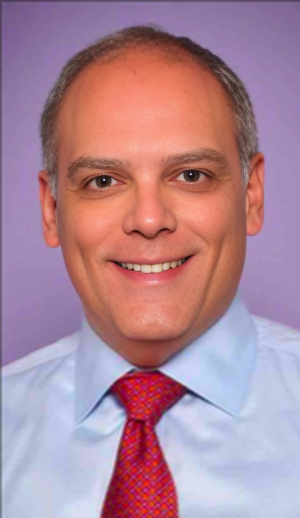 Dr. Jorge De La Pedraja,