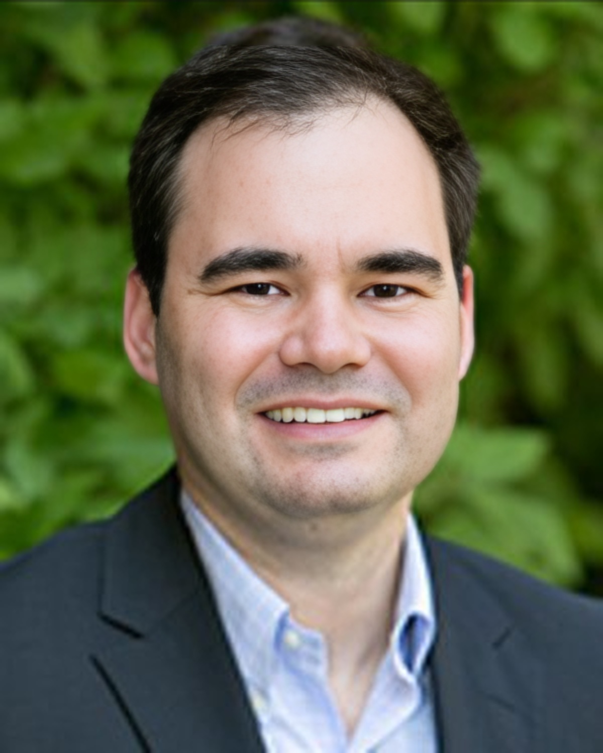 Dr. Justin Fernandes,