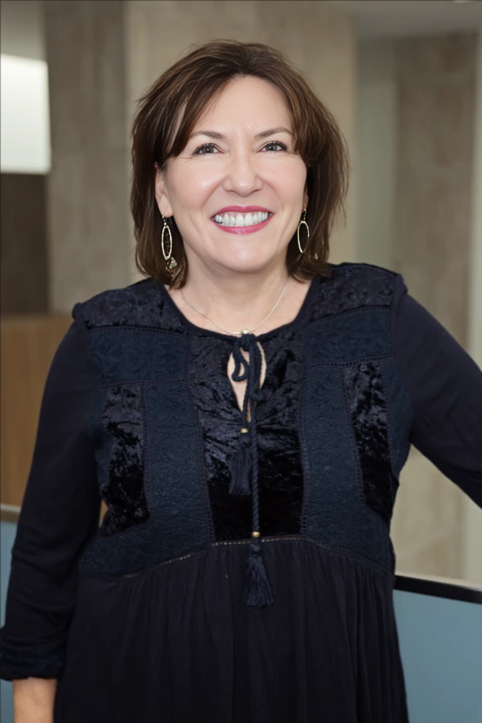 Dr. Kelly McCullagh,