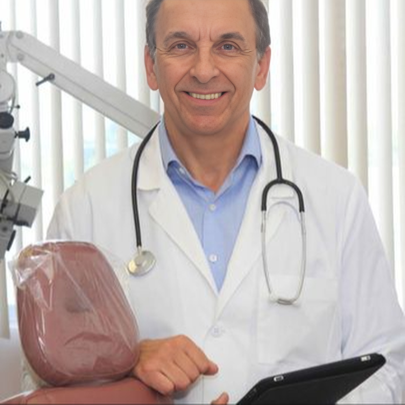 Dr. Konstantin Salkinder,