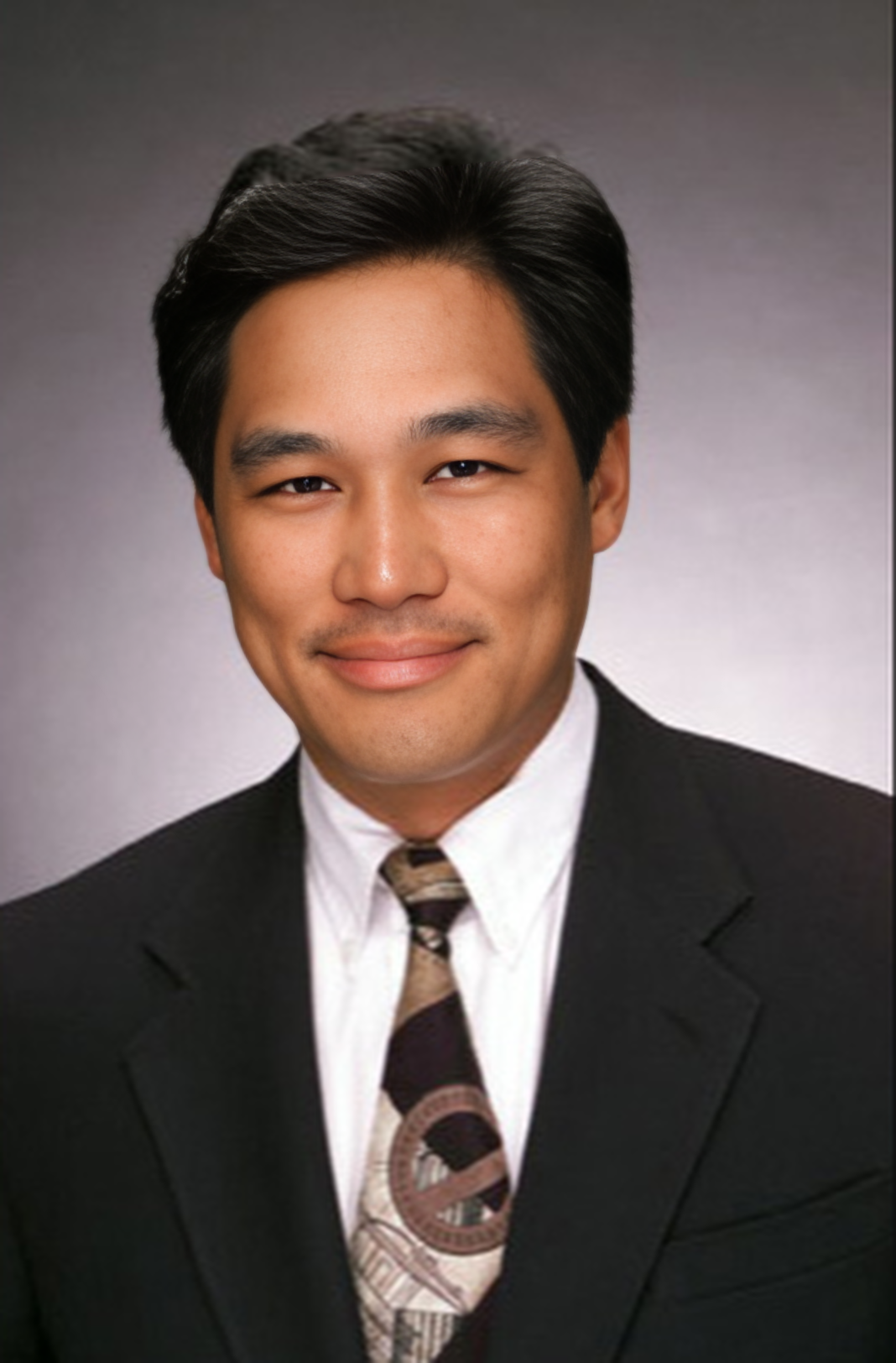 Dr. Leonard T. Yu,