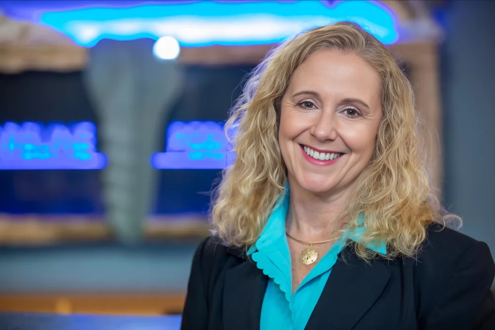 Dr. Marianne Urbanski, D