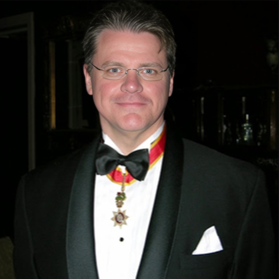 Dr. Paul Dreschnack,