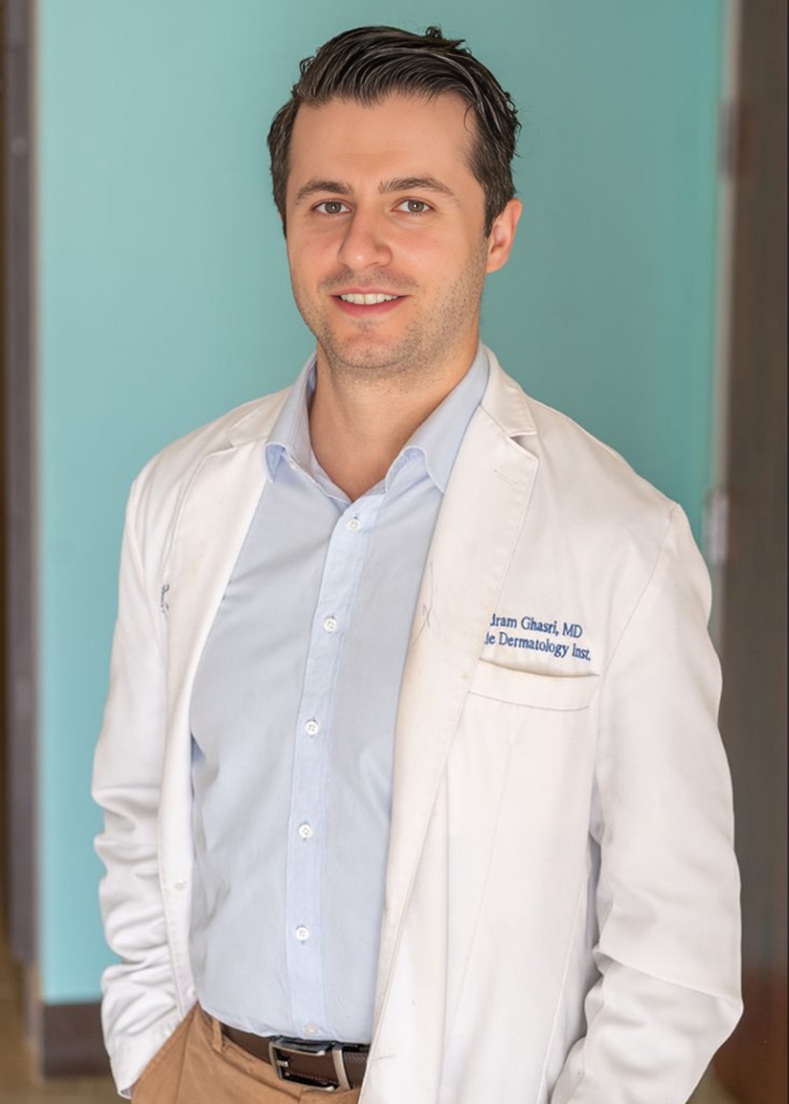 Dr. Peyman Ghasri, MD - Board Certified Dermatologist in Tarzana, California