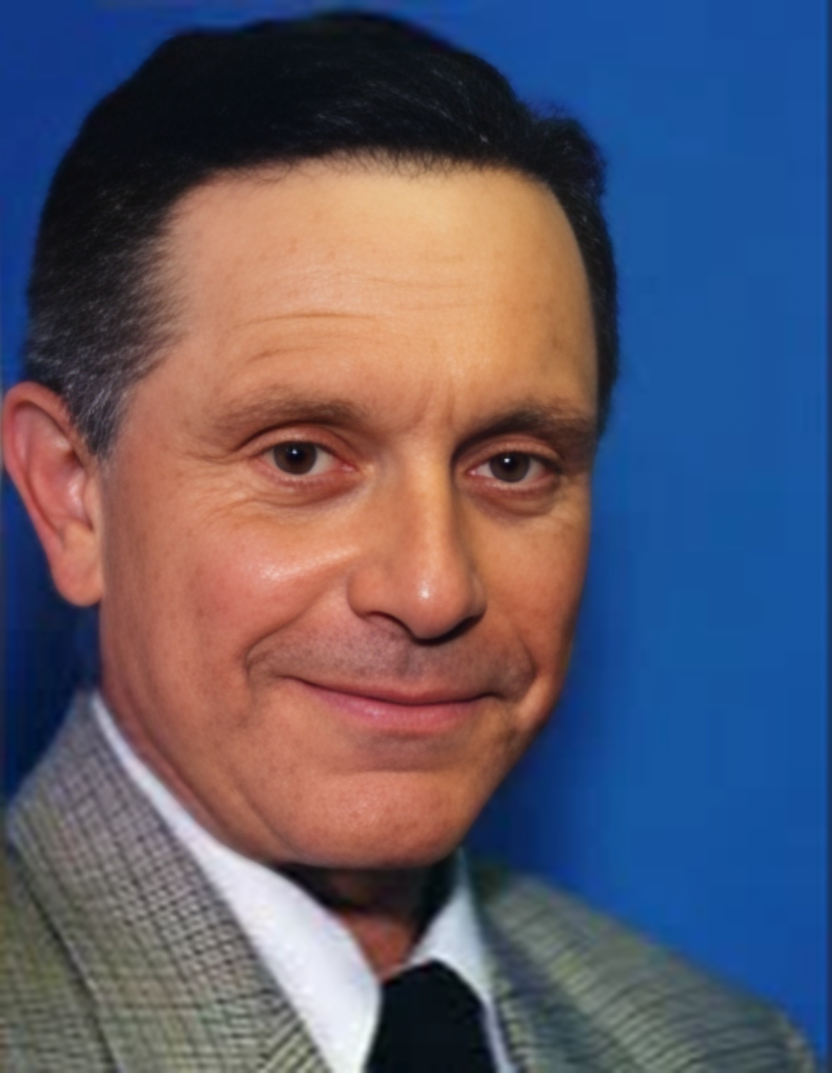 Dr. Robert J. Capriotti,