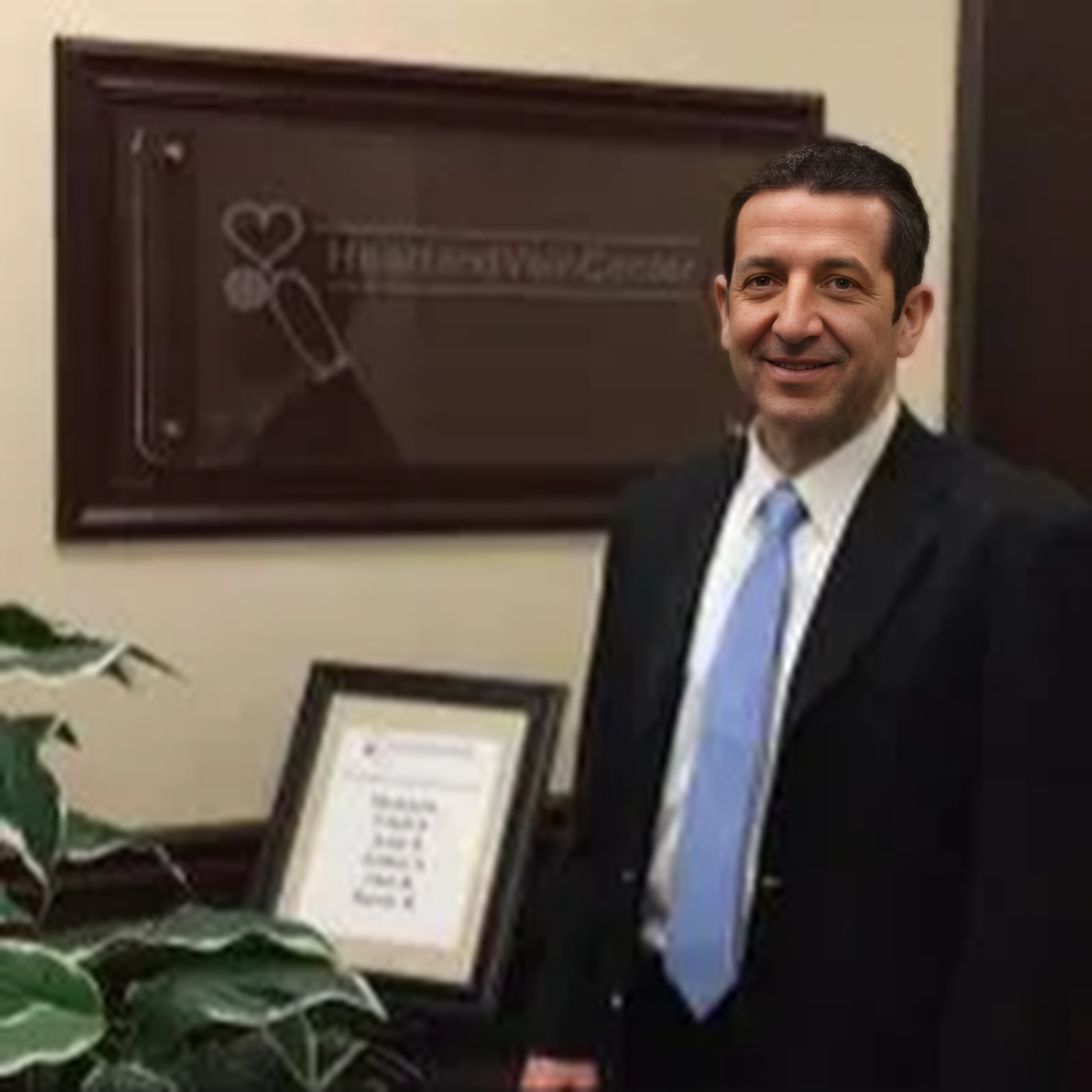 Dr. Rodolfo Farhy,