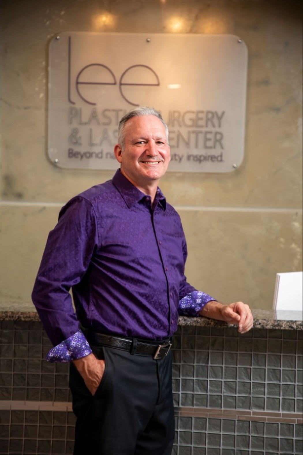 Dr. S. Darrell Lee,