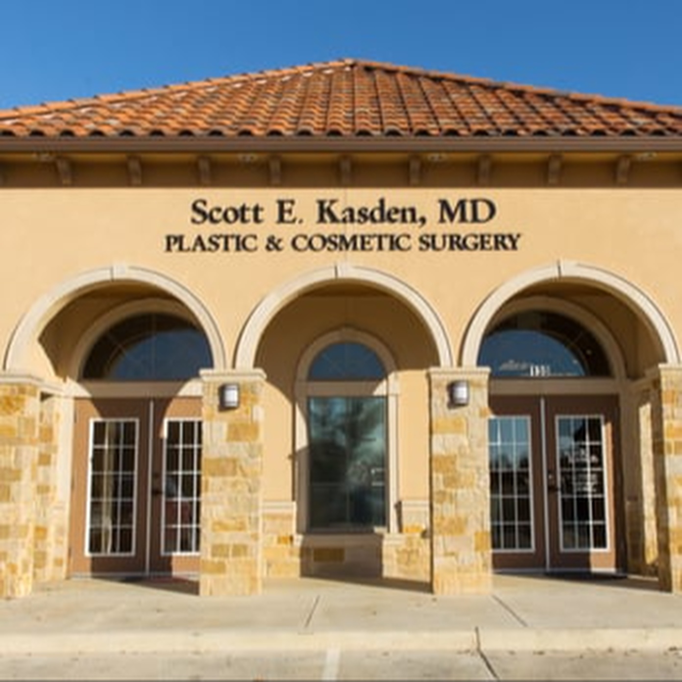 Dr. Scott E. Kasden,