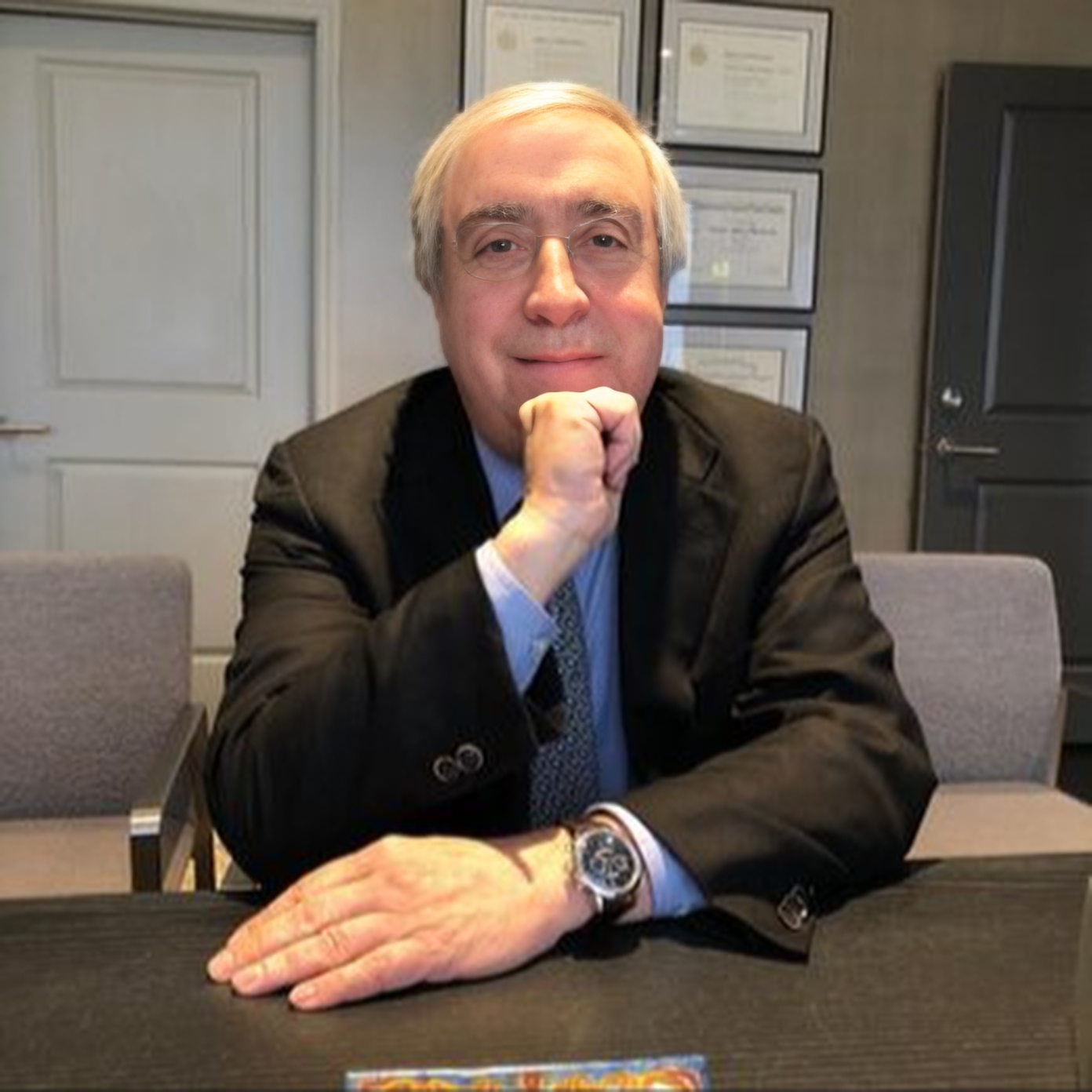 Dr. Sumner A. Slavin,