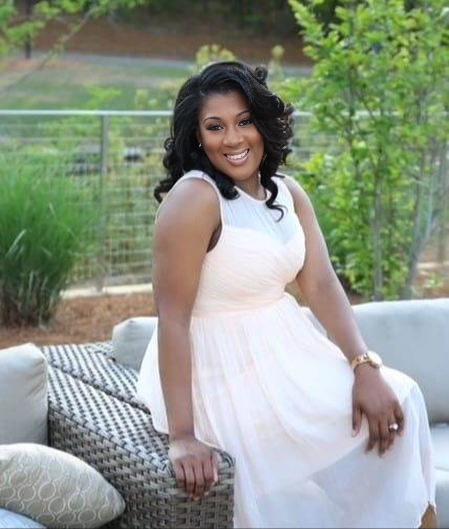 Dr. Sybile Val,