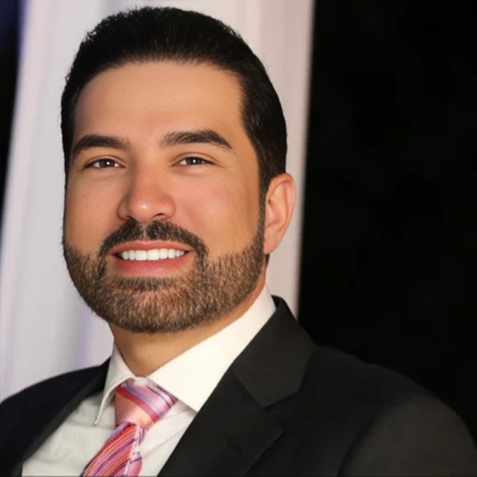 Dr. Tarick K. Smiley, MD - Board Certified Plastic Surgeon in Beverly Hills, California