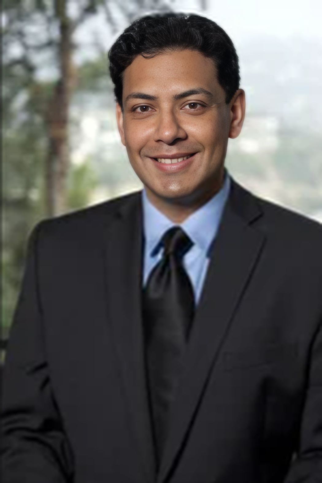 Dr. Vish Banthia, MD - Board Certified Facial Plastic Surgeon in Los Angeles, California