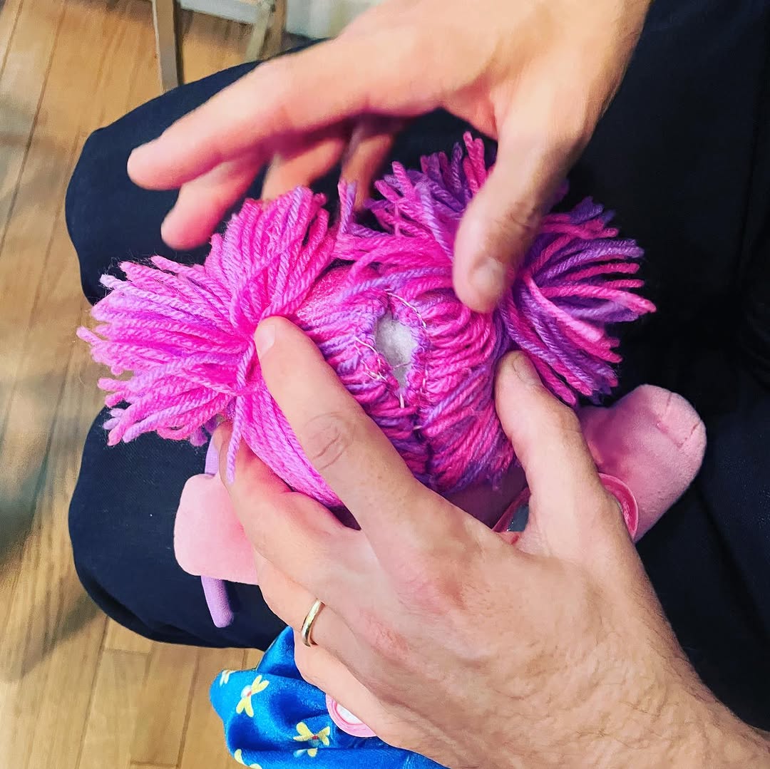 Instagram post by Dr. Alexandra Braunstein: Half the battle is knowing where to turn for help and who to ask. Without any warning my little girl approached her uncle (a neurosurgeon) t…