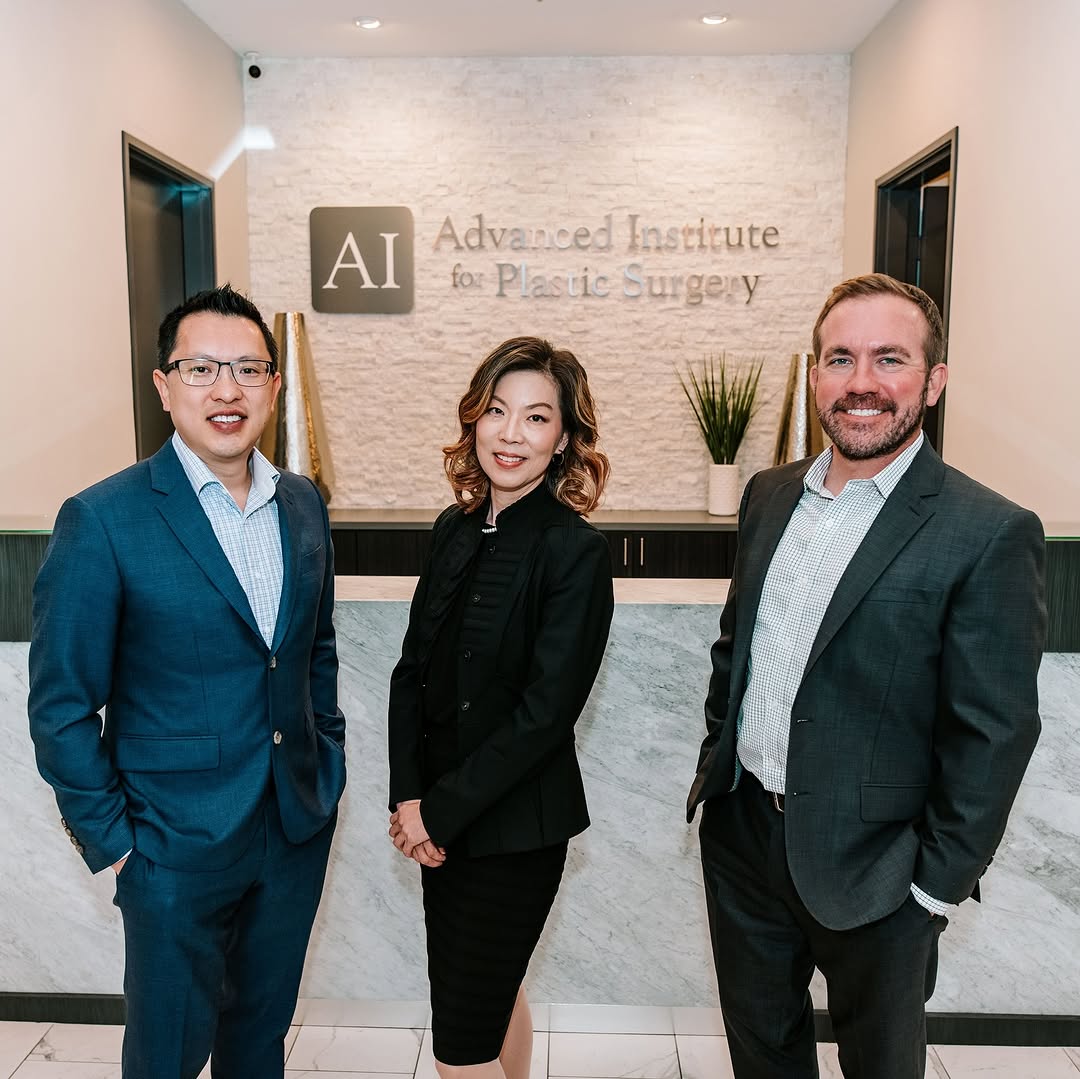 Instagram post by Dr. Andy Wongworawat: Why choose us? Here’s a few reasons why so many people trust us with their journey. Extensive Training - 4 years of medical school and at le…