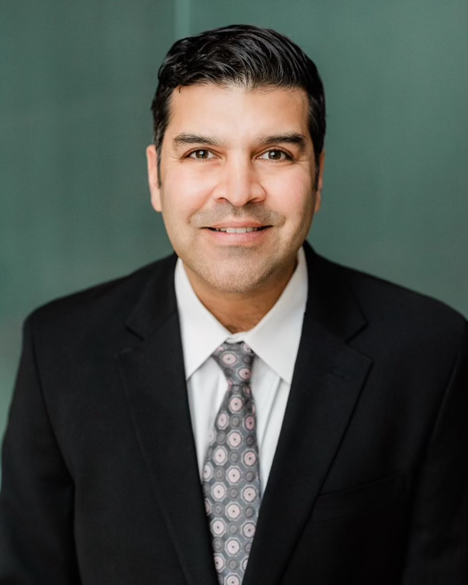 Instagram post by Dr. Babar Sultan: Thank you to @breekuhlmann for providing some updated headshots. We love the early previews.