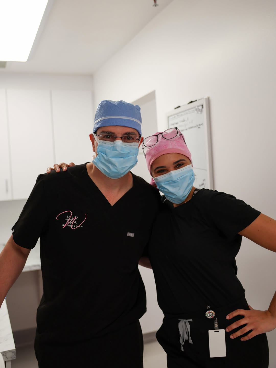 Instagram post by Dr. Garrett A. Wirth: Another incredible surgical week is well underway. 🙌🏼 There’s nothing better than doing what you love alongside a team you trust. At Wirth…