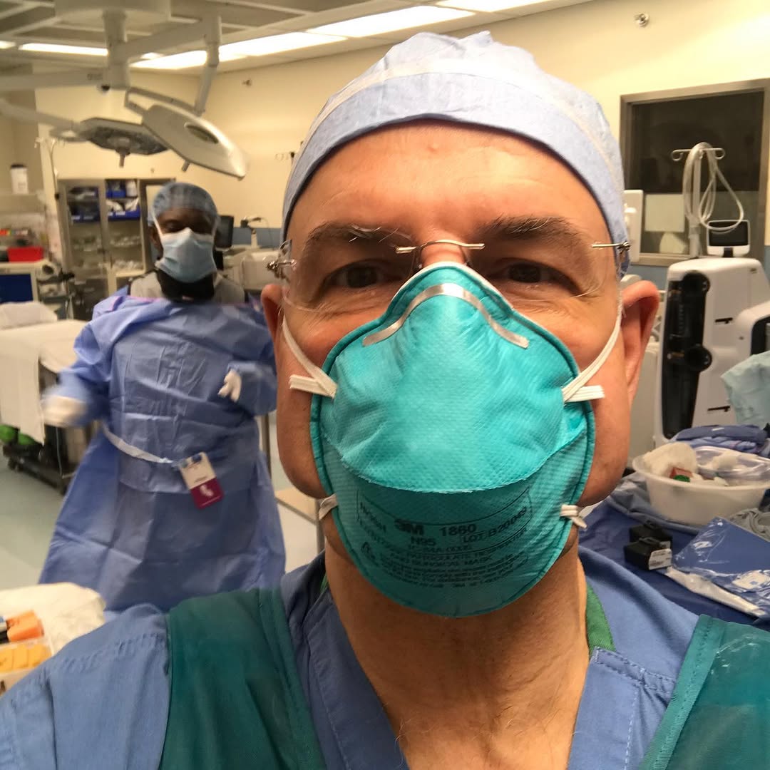 Instagram post by Dr. Hakan M. Kutlu: Despite Covid, trauma work continues. #plasticsurgery #surgery #hakanmkutlumd #emergencymedicine