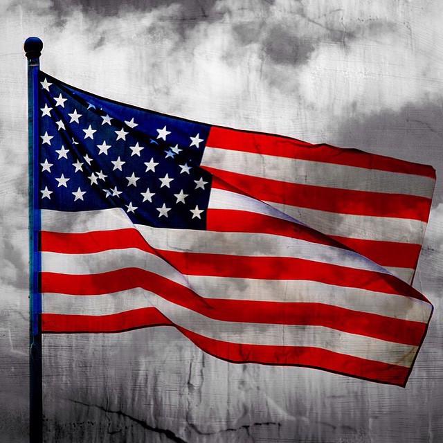 Instagram post by Dr. Howard Gross: Please take a moment to remember, #honor and give thanks to those who made the #ultimate sacrifice for our country. #NeverForget #America #M…