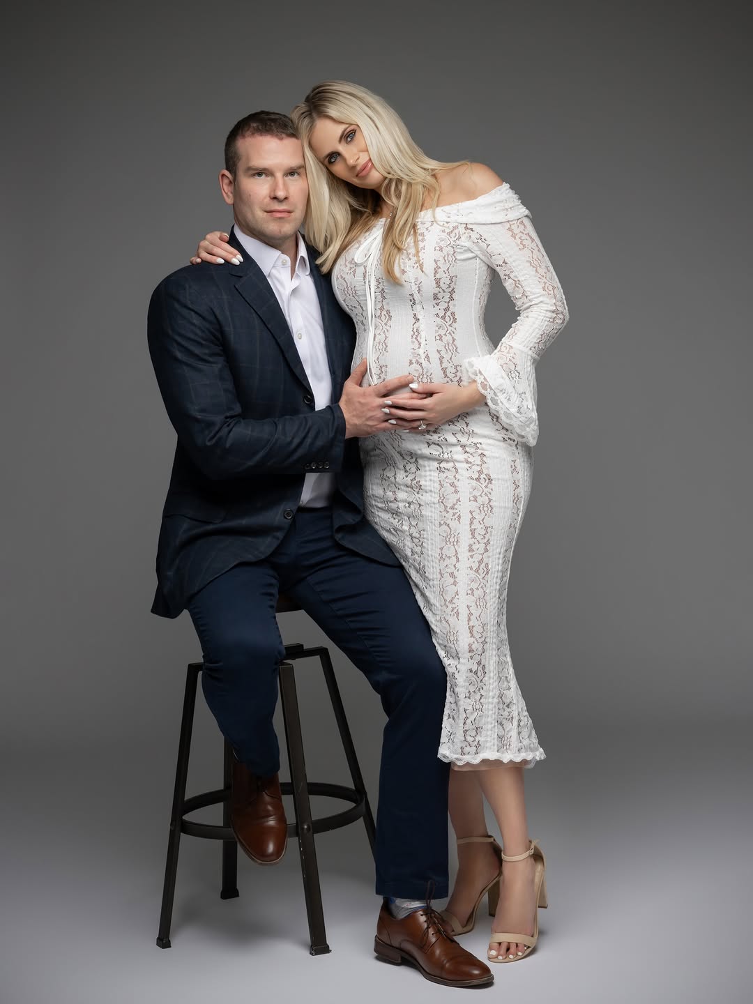 Instagram post by Dr. Jason Gardenier: I am so excited to be starting the next chapter with you, I love you so much! ❤️❤️❤️looking forward to meeting our little girl! 👧 @kayl_bea…
