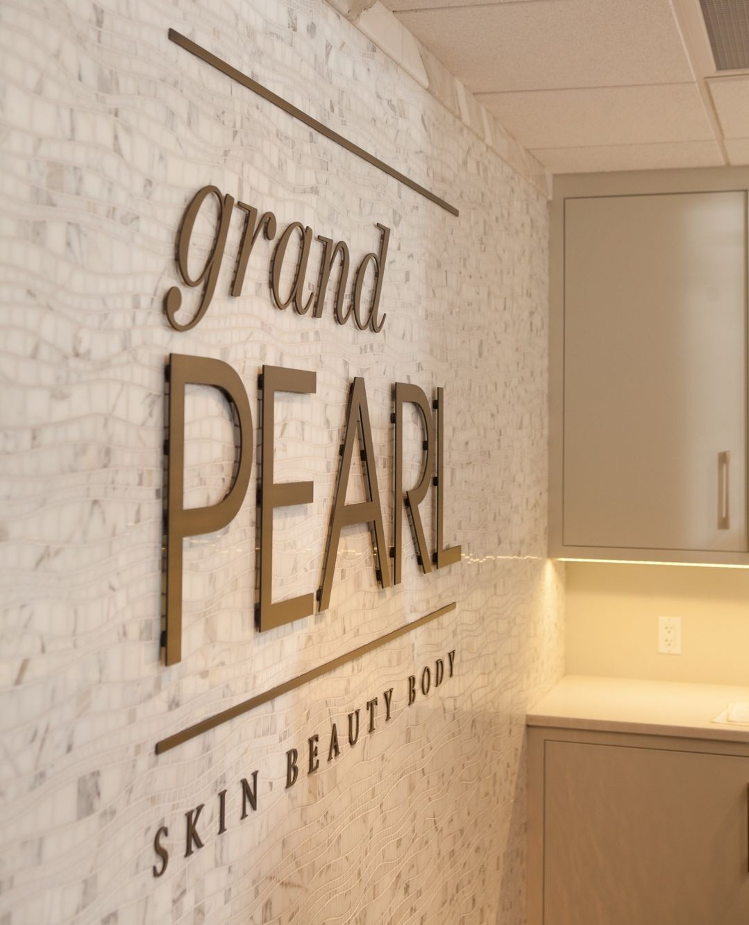 Instagram post by Dr. Jeanne Eyde, DO: ✨ Welcome to Grand Pearl Spa, located in the iconic Amway Grand Plaza Hotel in downtown Grand Rapids, Michigan! 🌟 We’re your ultimate de…