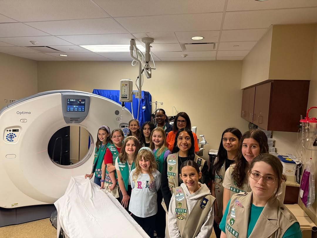 Instagram post by Dr. Jennifer M. Browning: Future healthcare leaders got a behind-the-scenes look at what it takes to provide expert care at HCA Houston Healthcare Pearland. During Me…