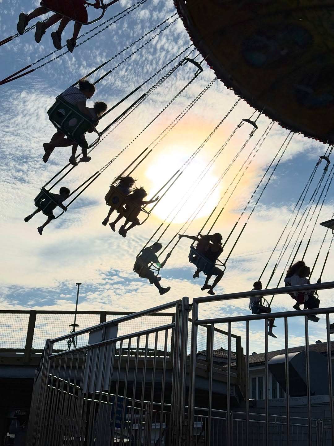 Instagram post by Dr. Julie Shtraks: Soaking up the last weeks of summer 🎡