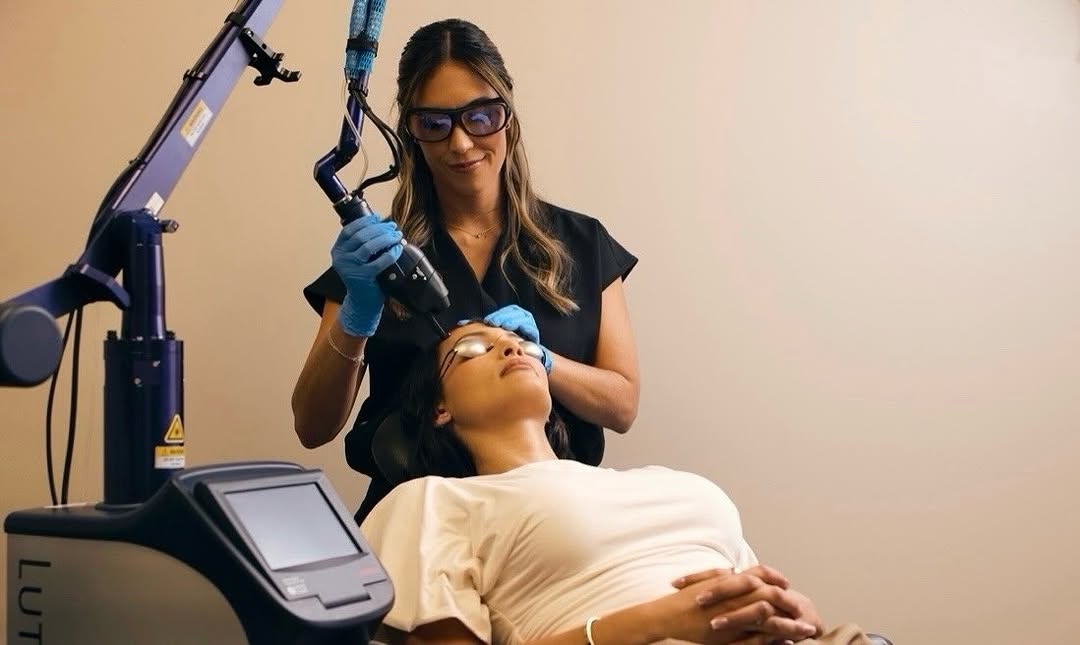 Instagram post by Dr. Kapil Saigal: Laser season is back!! 🍂🍁 Our powerful Lutronic eCO2 laser is one of our favorite non invasive treatments😍✨.. we use topical numbing crea…