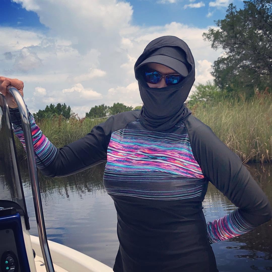 Instagram post by Dr. Kathleen W. Judge: Going scalloping, dermatologist style! 👍🏻 • #dermatologist #sunprotection #sundamage #uv #uvprotection #sunscreen #protection #antiaging #…
