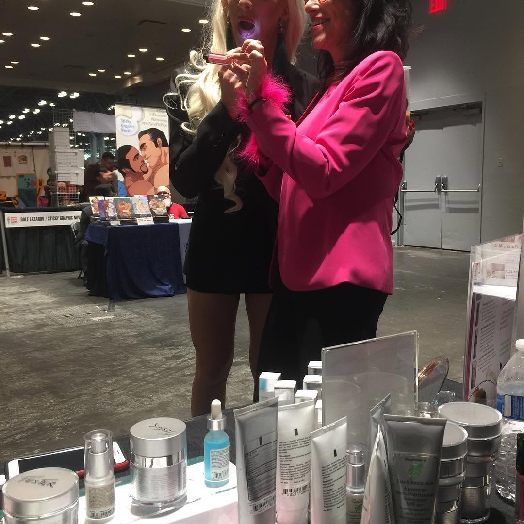 Instagram post by Dr. Lisa S. Bunin: Enjoying my day at DragCon NYC 2018