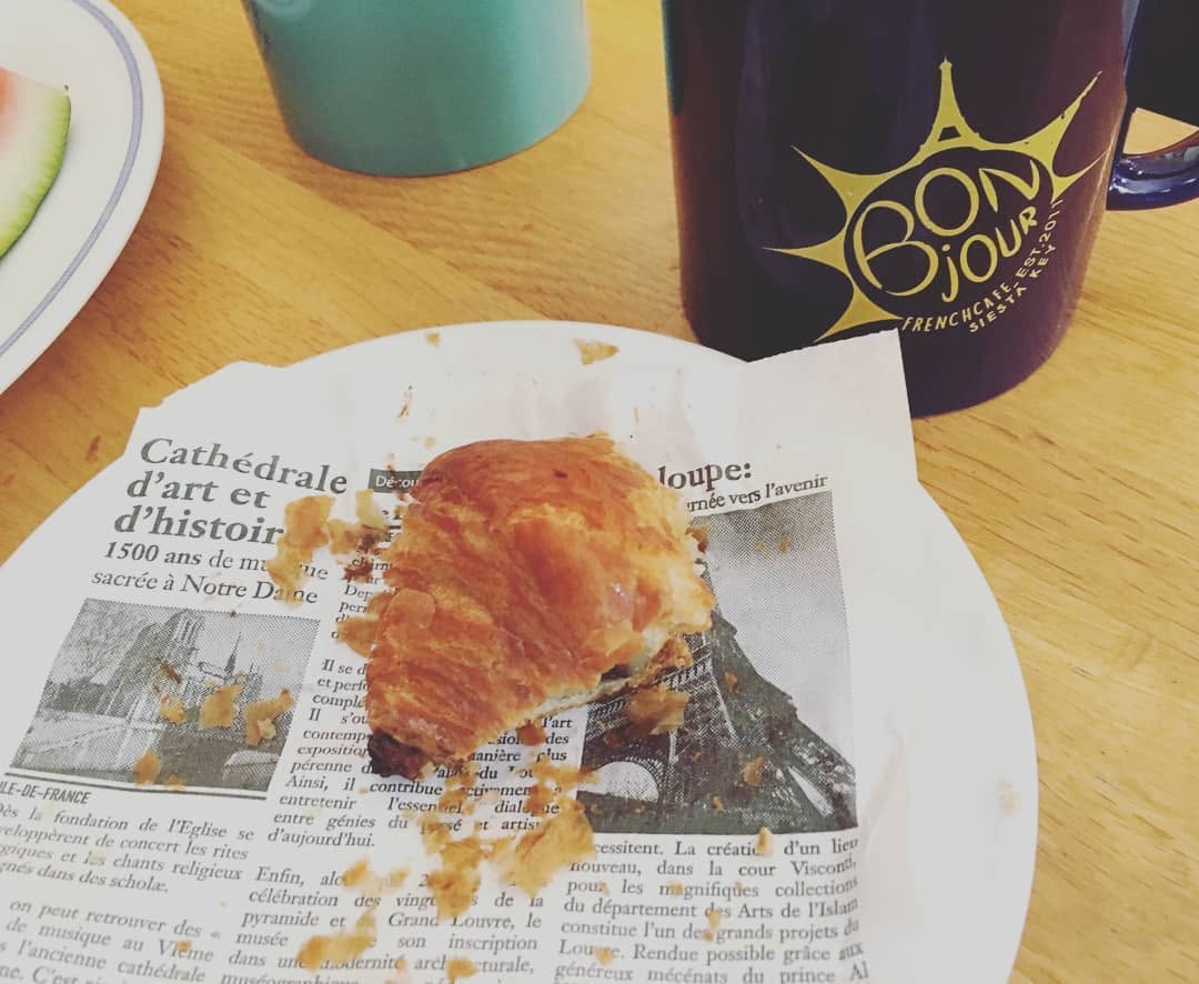 Instagram post by Dr. Mark E. Mathieson: Joyeux Noel 🎄