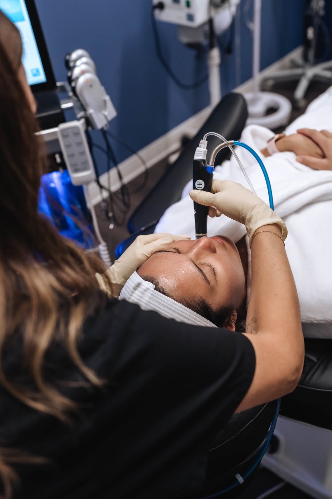Instagram post by Dr. Mary Fleischli: Did all that fun in the sun show up on your skin? ☀️ As we head into fall, it’s the perfect time to refresh your skin and address some of su…