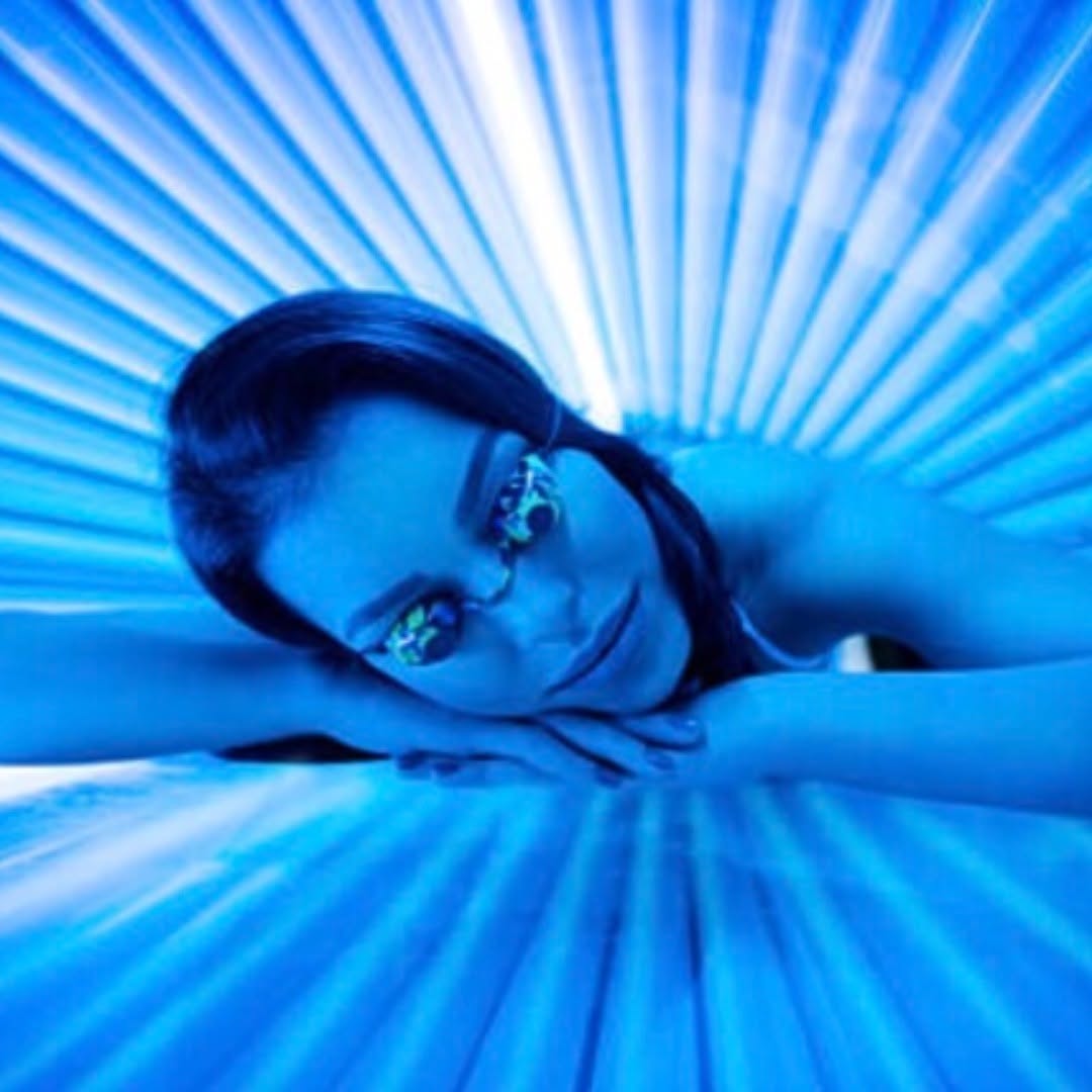 Instagram post by Dr. Michele Burgess: There is not suck thing as ‘safe tanning.’ Tanning-bed users are 20% more likely to develop skin cancers. Neutragena Ultra Sheer SPF 100+ cu…