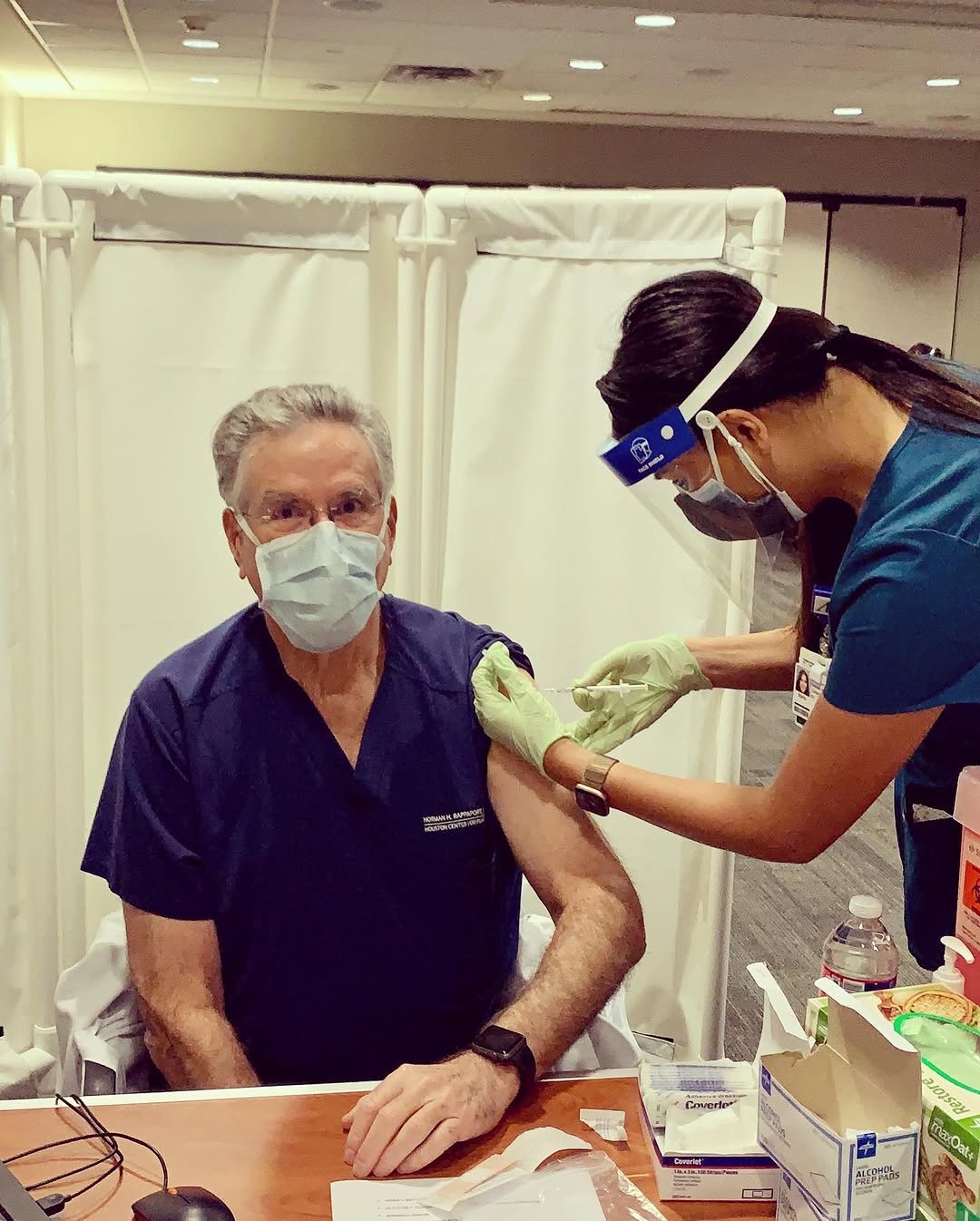 Instagram post by Dr. Norman H. Rappaport: Just a week since the FDA issued an emergency use authorization and a couple of days after initial distribution, I was fortunate to receive …