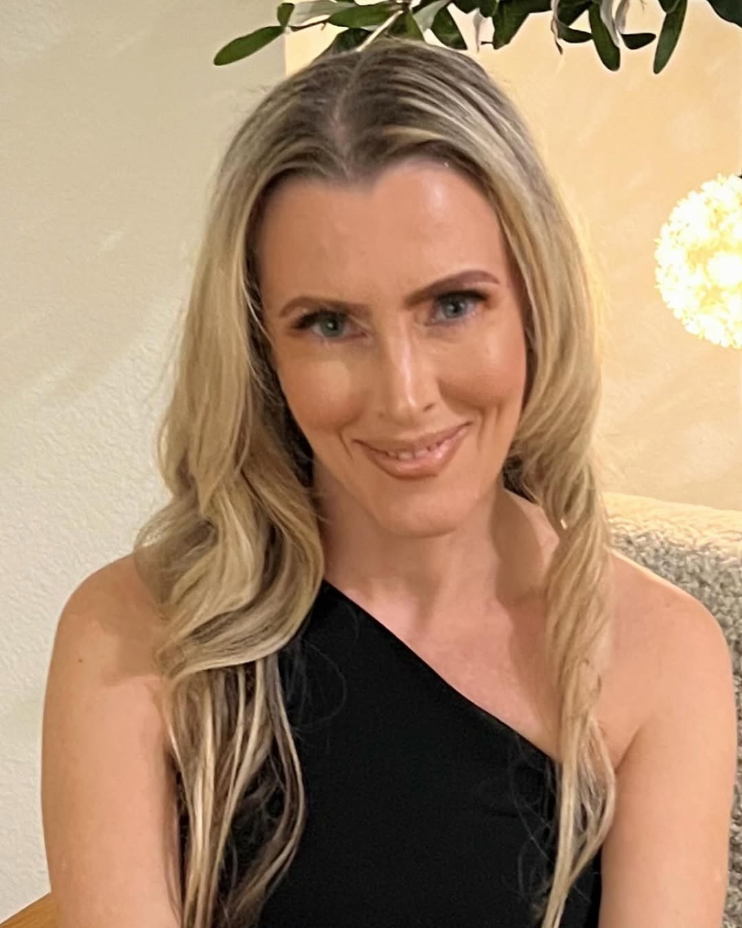Instagram post by Dr. Orna Fisher: Holiday party season is here! Bravo to all you ladies that pull off flawless make up every day. Not me, but it’s nice to clean up once in a …