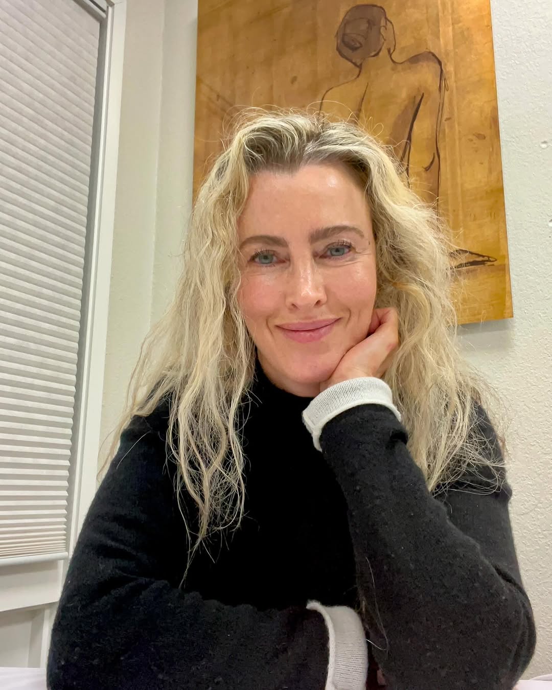 Instagram post by Dr. Orna Fisher: I hope your new year is off to a great start! 💕💋#lovemyjob #plasticsurgeon #plasticsurgery #aesthetics #happynewyear #comevisitme