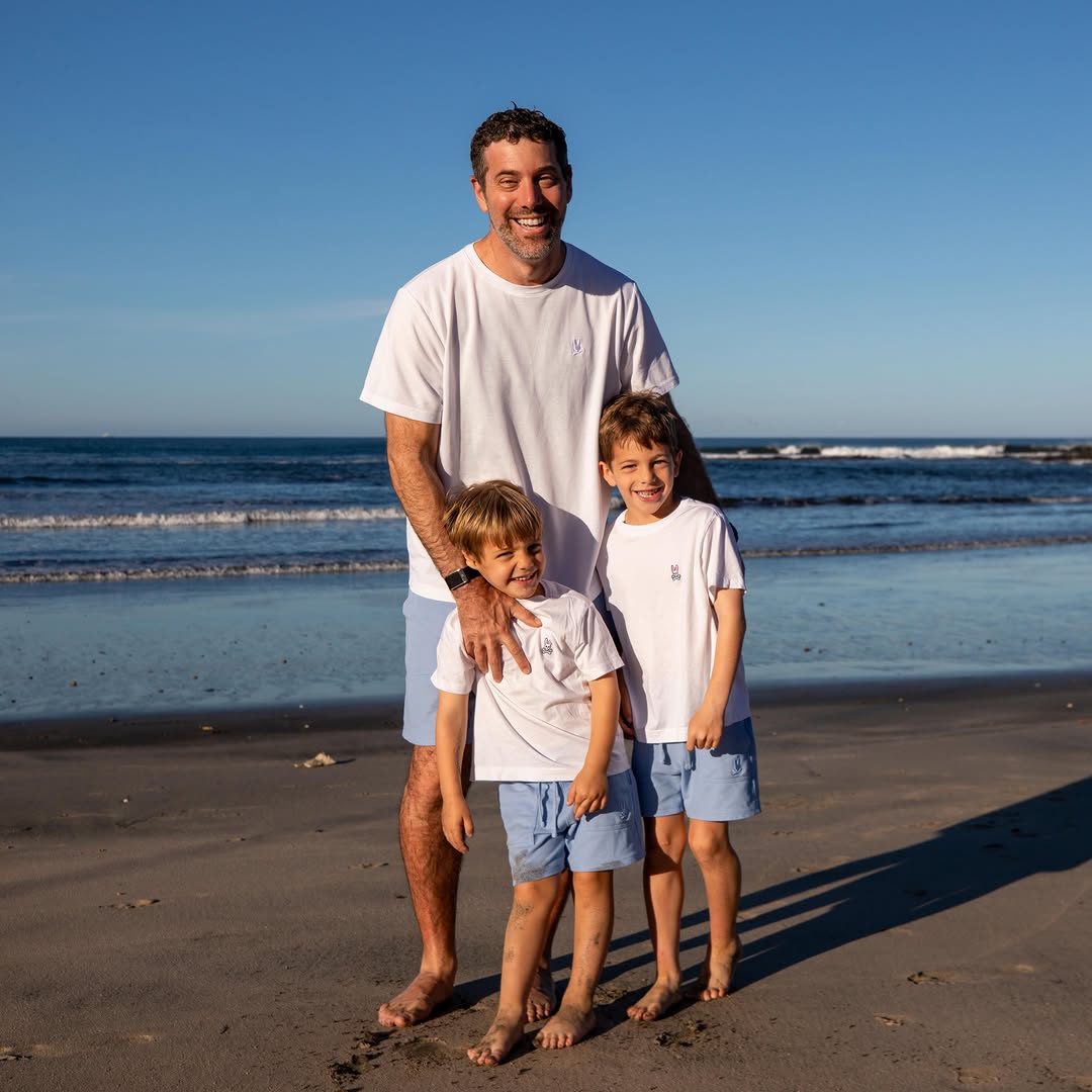 Instagram post by Dr. Pamela Steiger, D: Happy Fatherβs Day to our π! #drpam #drsteiger #fathersday #plasticsurgeon #bocaraton