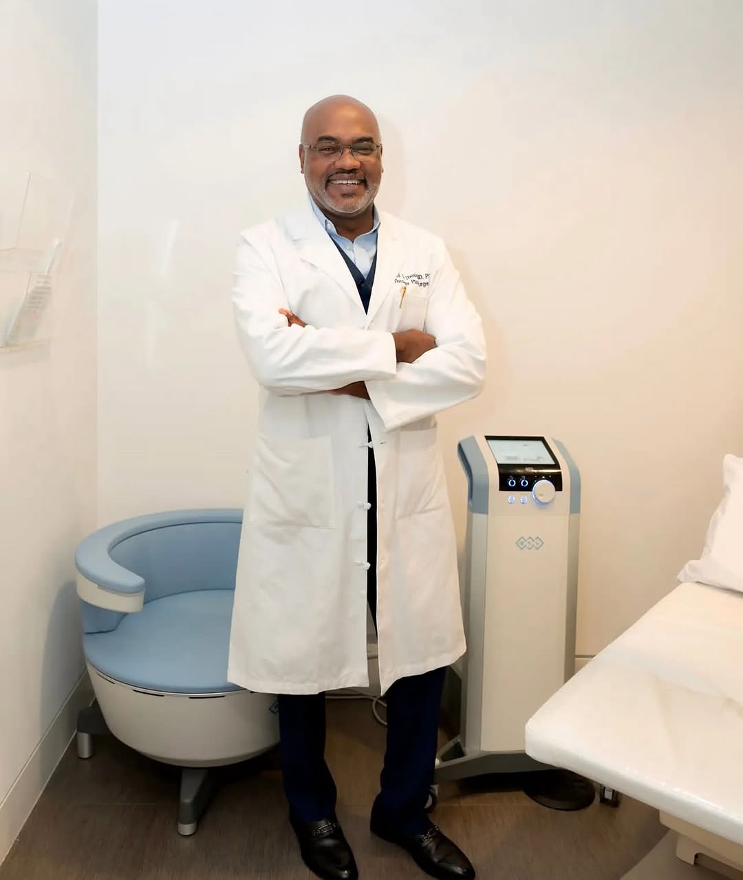 Instagram post by Dr. Paul S. Thesiger: Summertime means summer body goals! ☀️ Schedule your complimentary consultation with Dr. Thesiger to learn more about being the best version…
