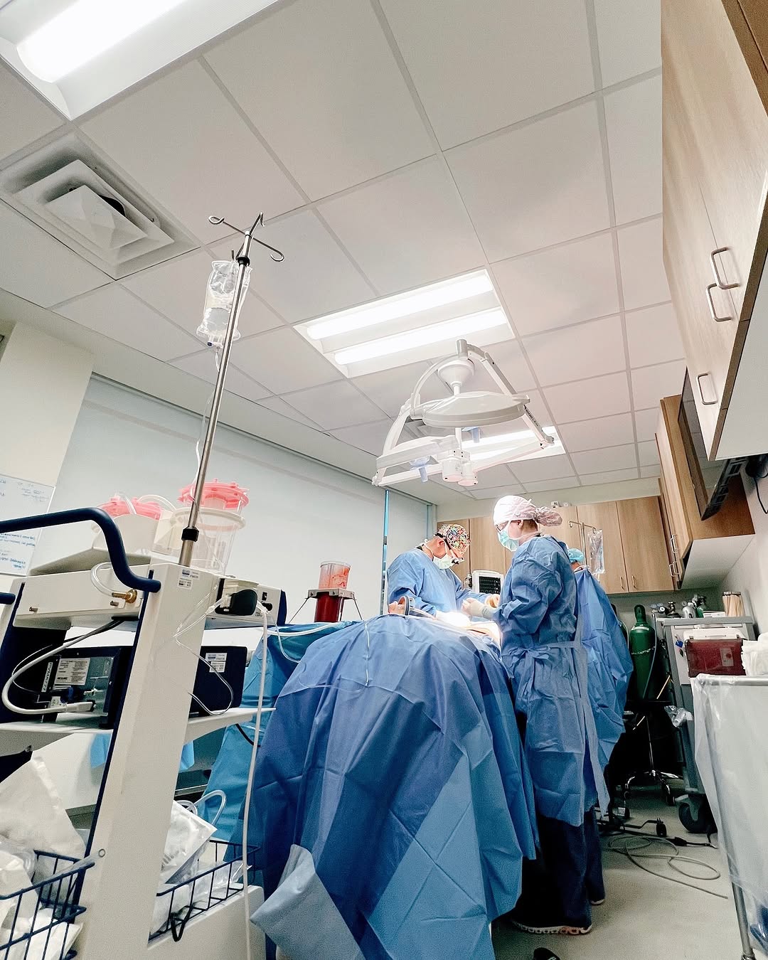 Instagram post by Dr. Rouzbeh Kordestani: Life in the operating room.