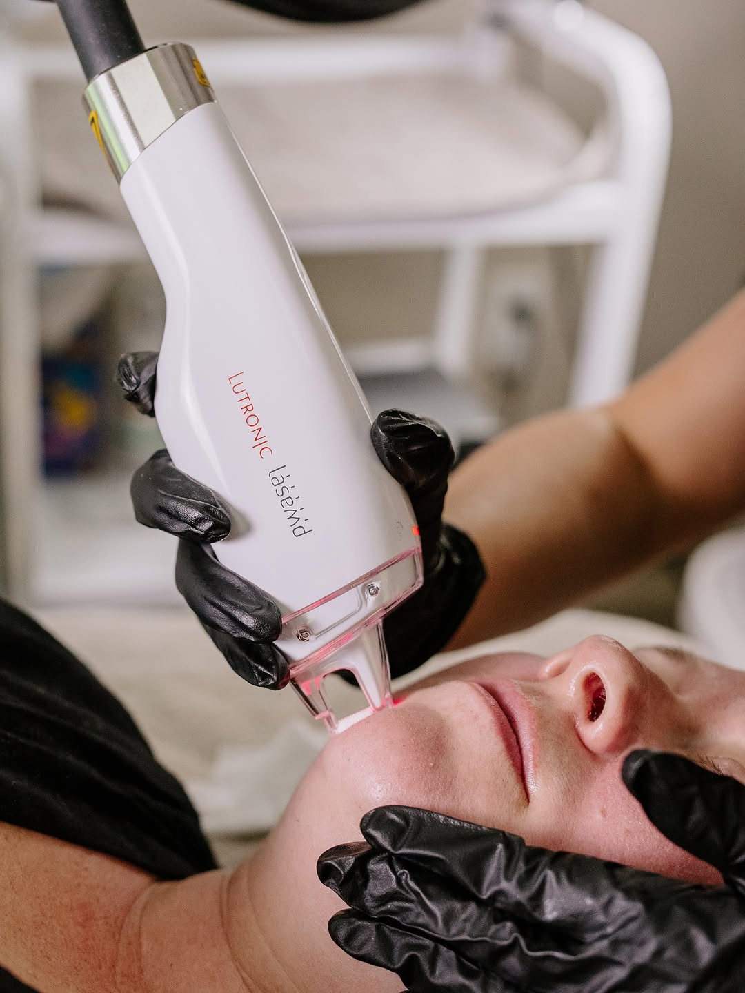 Instagram post by Dr. Scott W. Wrye: LaseMD utilizes the proven results of laser-based skin resurfacing technology to produce visibly clearer skin without extended heal or recov…
