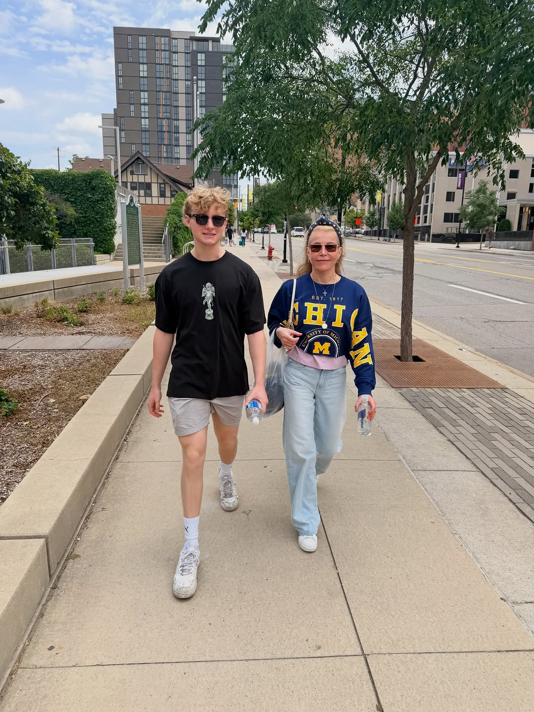 Instagram post by Dr. Semira Bayati: Moving into the dorms! Proud U. Michigan mom! #GoBlue 💙💛 @michiganross #Proudmom #umich #willmissyou