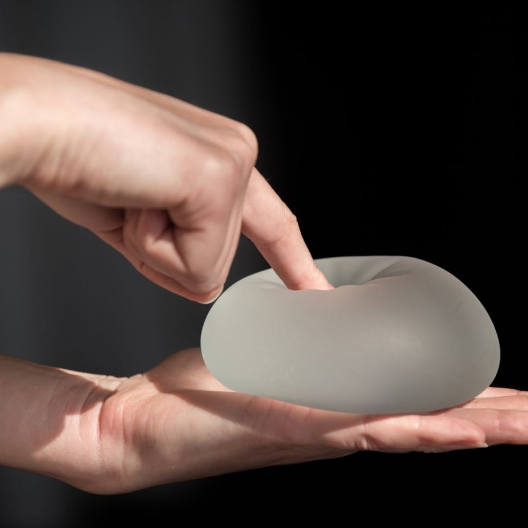 Instagram post by Dr. Sheldon Cober: Choosing the perfect breast implants isn’t just about getting the size right! There are so many different options that will allow you to cus…