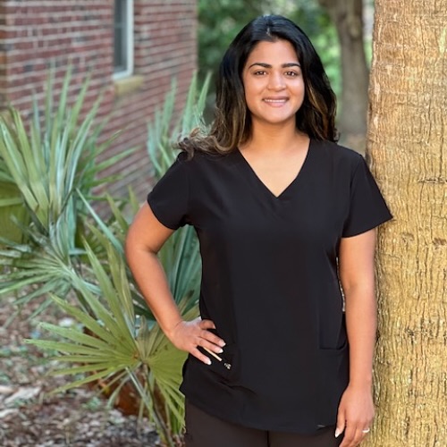 Instagram post by Dr. Shereen Oloufa: Employee Spotlight🔦 Aneesa A Few Of Her Favorite Things.. Beverage: Diet Coke, Coffee, and Tea Hobby: Spending time with her son. Snacks: H…