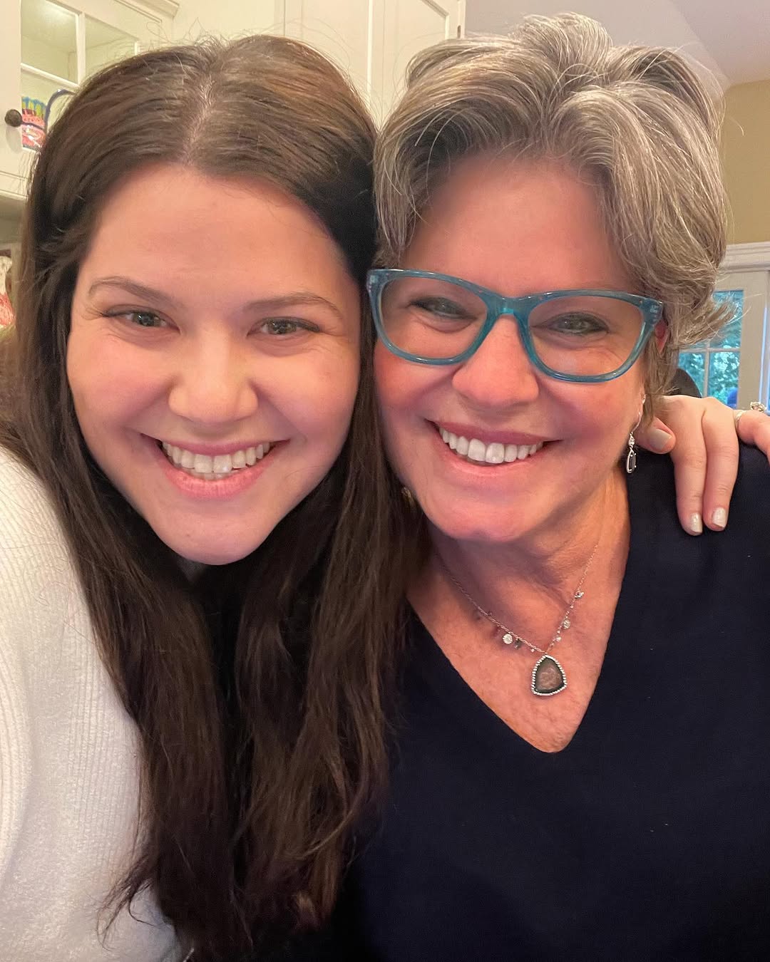 Instagram post by Dr. Suzanne Sirota Rozenberg, DO, FAOCD, FAAD: Wishing everyone a very Happy Thanksgiving from our family to yours! 🙏🏻We are SO grateful and thankful to our work family and our patient …