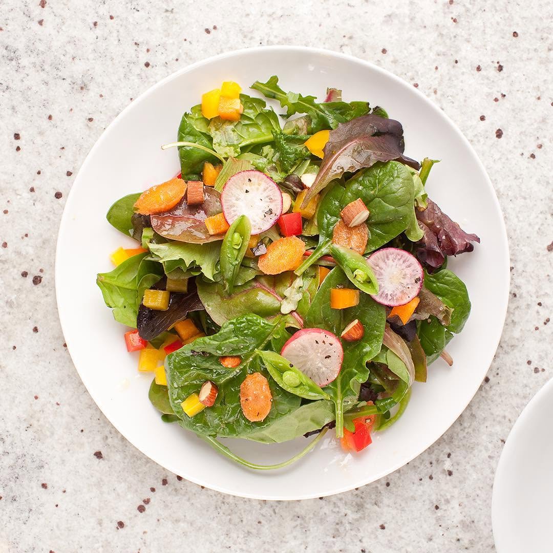 Instagram post by Dr. Taaly Silberstein: It's #lunchtime • What is everyone eating today? 🥗🥙🍅🥑🌽🥕🥒🍋